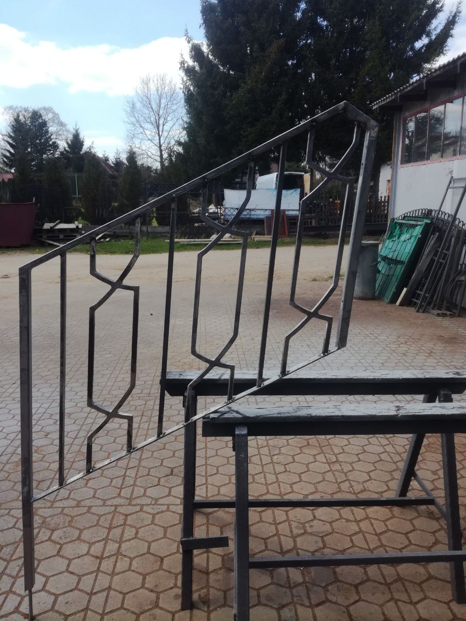 Kowalstwo artystyczne - realizacja naszych wyrobów bramy, balustrady i inne 